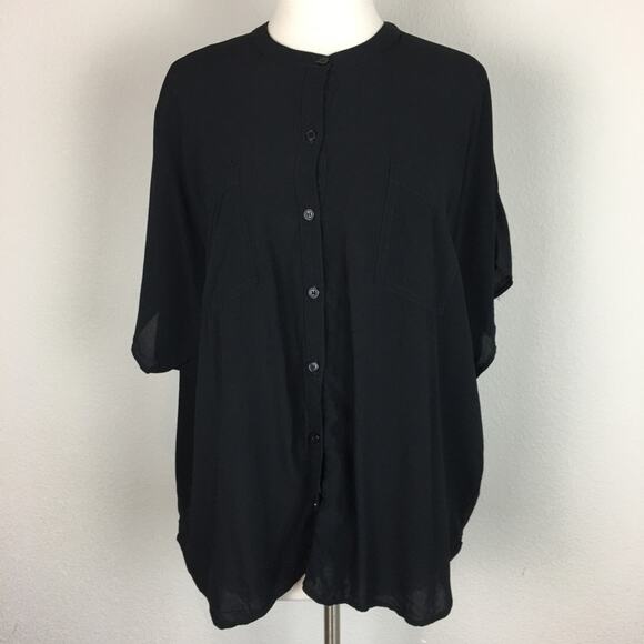 Splendid Black Cut Out Back  Button Down  Short Sleeve NWT Top Medium - Picture 2 of 8